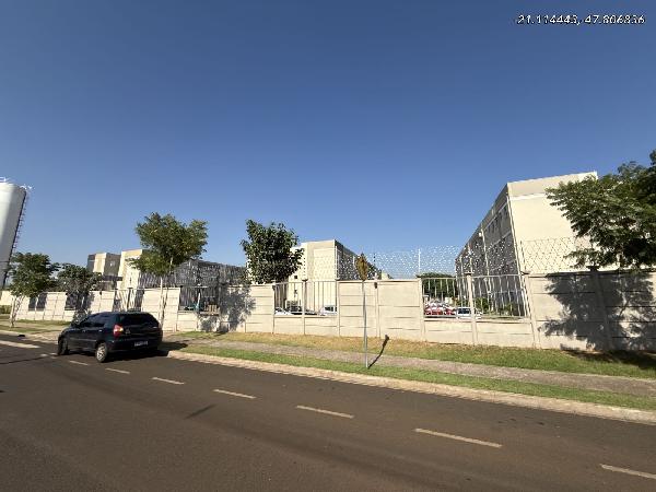 Vende-se em Ribeirao Preto-SP  apto, 89.20 de área total, 43.06 de área privativa,  2_qto(s), a.serv, WC, 1_sala(s), cozinha, 1_vaga(s) de garagem.