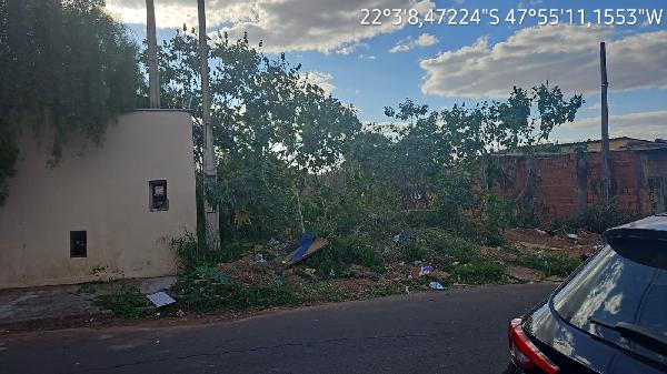 Vende-se em Sao Carlos-SP  Terreno, 230.76 de área do terreno.