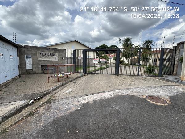 Vende-se em Aracatuba-SP  Casa, 152.37 de área total, 46.96 de área privativa, 105.00 de área do terreno,  2_qto(s), a.serv, WC, 1_sala(s), cozinha, 1_vaga(s) de garagem.