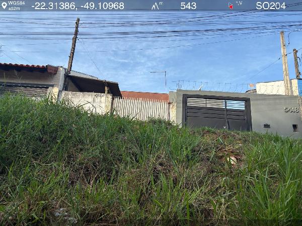 Vende-se em Bauru-SP  Casa, 40.35 de área total, 40.35 de área privativa, 125.00 de área do terreno,  2_qto(s), a.serv, WC, 1_sala(s), cozinha.
