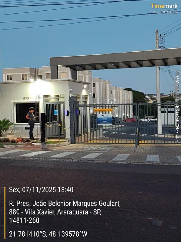 Vende-se em Araraquara-SP  apto, 110.11 de área total, 44.14 de área privativa,  2_qto(s), a.serv, WC, 1_sala(s), cozinha.