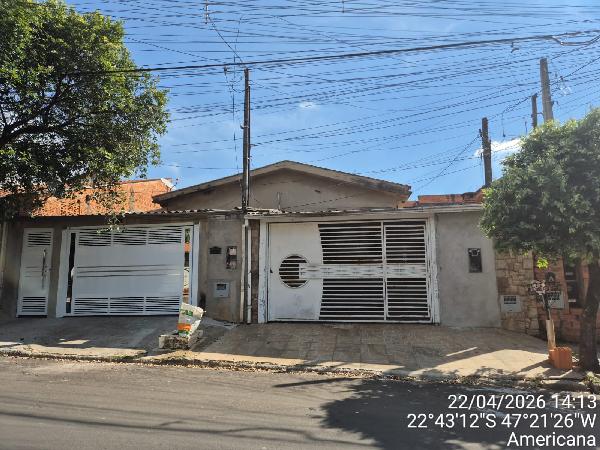Vende-se em Americana-SP  Casa, 143.80 de área total, 143.80 de área privativa, 150.00 de área do terreno,  3_qto(s), a.serv, WC, 1_sala(s), cozinha.