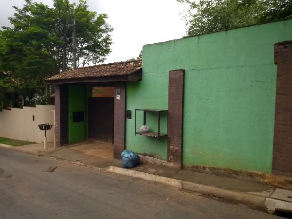 Vende-se em Atibaia-SP  Casa, 178.00 de área privativa, 1000.00 de área do terreno, 4_vaga(s) de garagem.