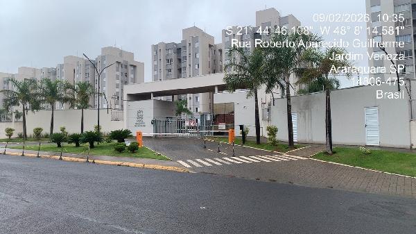 Vende-se em Araraquara-SP  apto, 105.01 de área total, 47.85 de área privativa,  2_qto(s), WC, 1_sala(s), cozinha, 1_vaga(s) de garagem.