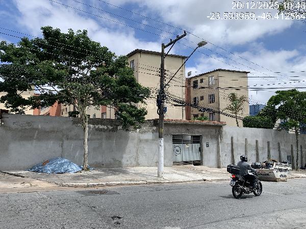 Vende-se em Sao Paulo-SP  apto, 48.42 de área total, 42.37 de área privativa,  2_qto(s), WC, 1_sala(s), cozinha.