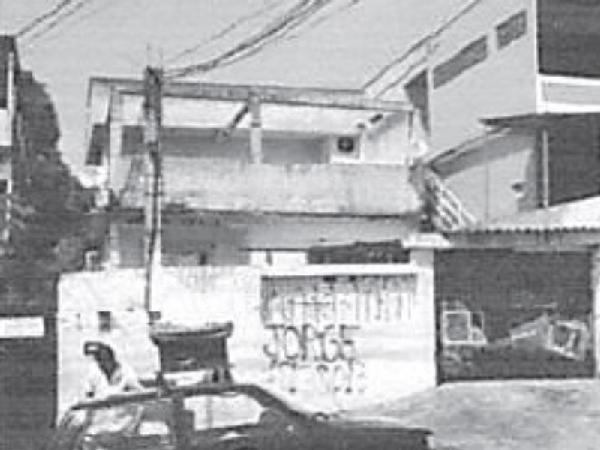 Vende-se em Belford Roxo-RJ  Casa, 115.59 de área privativa, 171.99 de área do terreno,  2_qto(s), WC, 1_sala(s), cozinha, Terraco.