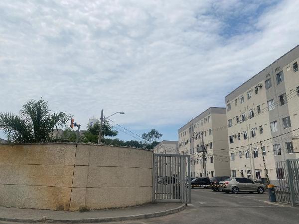 Vende-se em Belford Roxo-RJ  apto, 55.93 de área total, 43.29 de área privativa,  2_qto(s), WC, 1_sala(s), cozinha.