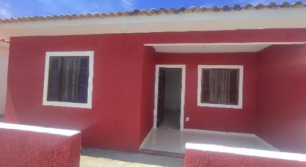 Vende-se em Araruama-RJ  Casa, 72.93 de área total, 72.93 de área privativa, 202.00 de área do terreno,  2_qto(s), a.serv, WC, 1_sala(s), cozinha, 1_vaga(s) de garagem.