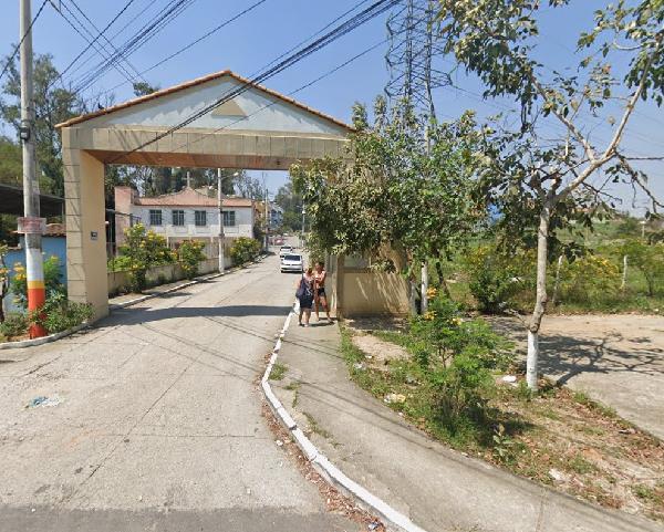 Vende-se em Belford Roxo-RJ  apto, 59.30 de área privativa,  2_qto(s), a.serv, WC, 1_sala(s), cozinha.