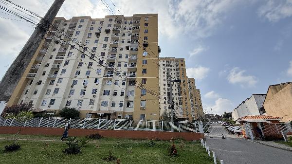 Vende-se em Belford Roxo-RJ  apto, 53.78 de área total, 45.57 de área privativa,  2_qto(s), WC, 1_sala(s), cozinha.