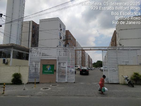 Vende-se em Belford Roxo-RJ  apto, 48.00 de área total, 48.00 de área privativa,  2_qto(s), a.serv, WC, 1_sala(s), cozinha, 1_vaga(s) de garagem.