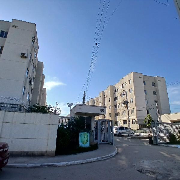 Vende-se em Belford Roxo-RJ  apto, 53.20 de área total, 42.30 de área privativa,  2_qto(s), 1_vaga(s) de garagem.