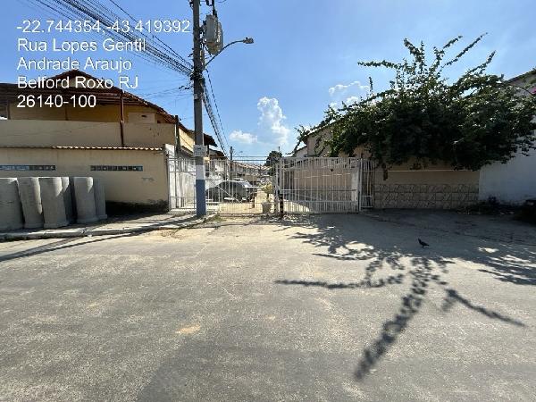 Vende-se em Belford Roxo-RJ  Casa, 67.18 de área total, 67.18 de área privativa, 94.68 de área do terreno,  2_qto(s), a.serv, WC, 1_sala(s), cozinha.