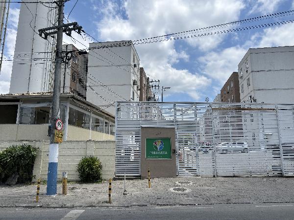 Vende-se em Belford Roxo-RJ  apto, 87.18 de área total, 45.00 de área privativa,  2_qto(s), WC, 1_sala(s), cozinha, 1_vaga(s) de garagem.