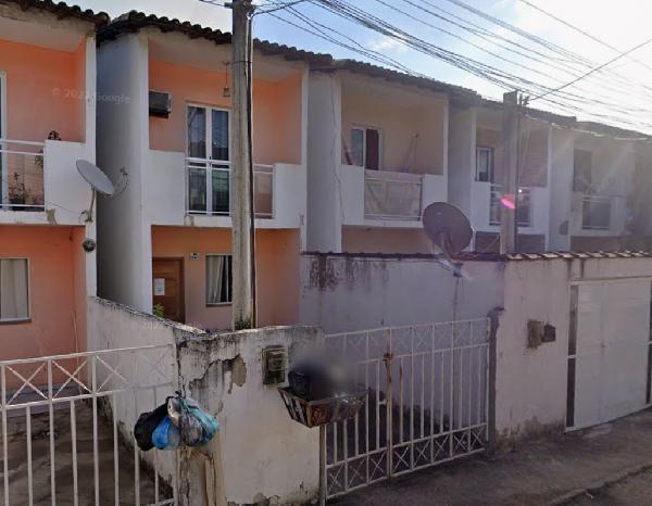 Vende-se em Belford Roxo-RJ  Casa, 70.78 de área total, 70.78 de área privativa, 76.67 de área do terreno,  2_qto(s), a.serv, WC, 1_sala(s), cozinha.