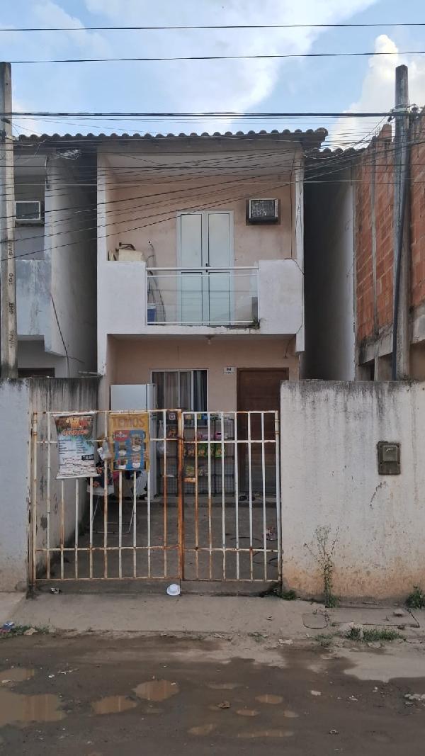 Vende-se em Belford Roxo-RJ  Casa, 70.78 de área privativa, 62.51 de área do terreno,  2_qto(s), WC, 1_sala(s), cozinha, 1_vaga(s) de garagem.