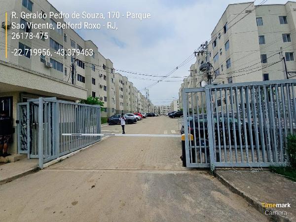Vende-se em Belford Roxo-RJ  apto, 61.83 de área total, 41.18 de área privativa,  2_qto(s), WC, 1_sala(s), cozinha.