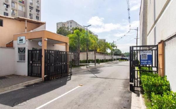 Vende-se em Belford Roxo-RJ  apto, 45.73 de área total, 45.73 de área privativa,  2_qto(s), WC, 1_sala(s), cozinha, 1_vaga(s) de garagem.