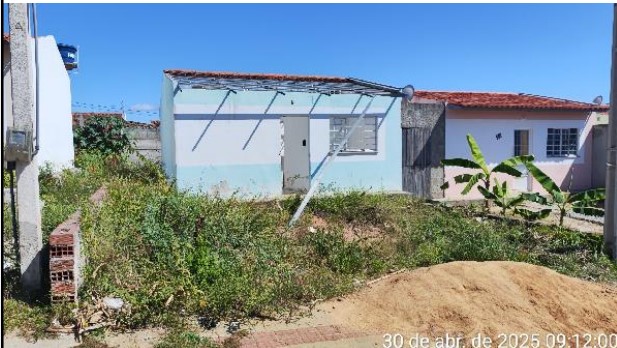 Vende-se em Belo Jardim-PE  Casa, 46.30 de área total, 46.30 de área privativa, 148.20 de área do terreno,  2_qto(s), a.serv, WC, 1_sala(s), cozinha.