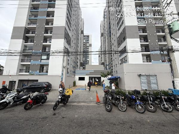 Vende-se em Sao Paulo-SP  apto, 56.93 de área total, 40.13 de área privativa,  2_qto(s), a.serv, WC, 1_sala(s), cozinha.