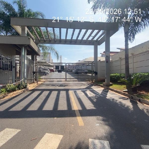 Vende-se em Jaboticabal-SP  apto, 88.87 de área total, 43.06 de área privativa,  2_qto(s), WC, 1_sala(s), cozinha, 1_vaga(s) de garagem.