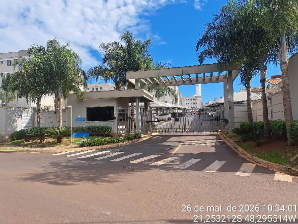 Vende-se em Jaboticabal-SP  apto, 88.87 de área total, 43.06 de área privativa,  2_qto(s), a.serv, WC, 1_sala(s), cozinha, 1_vaga(s) de garagem.