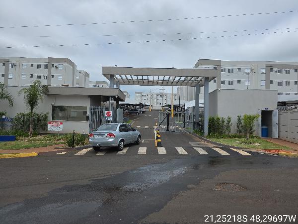 Vende-se em Jaboticabal-SP  apto, 88.74 de área total, 43.06 de área privativa,  2_qto(s), WC, 1_sala(s), cozinha, 1_vaga(s) de garagem.
