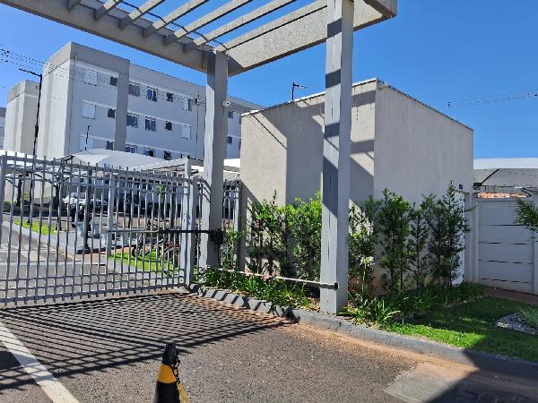 Vende-se em Jaboticabal-SP  apto, 88.74 de área total, 43.06 de área privativa,  2_qto(s), a.serv, WC, 1_sala(s), cozinha, 1_vaga(s) de garagem.