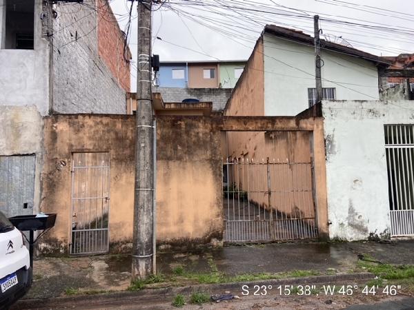 Vende-se em Francisco Morato-SP  Casa, 87.12 de área privativa, 133.66 de área do terreno,  2_qto(s).