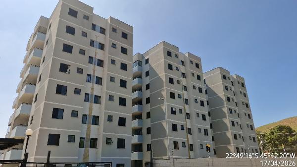 Vende-se em Guaratingueta-SP  apto, 109.08 de área total, 54.57 de área privativa,  2_qto(s), WC, 1_sala(s), cozinha, 1_vaga(s) de garagem.