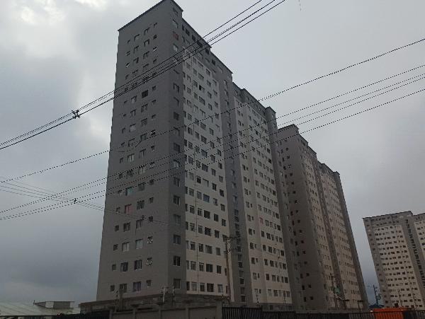 Vende-se em Guarulhos-SP  apto, 55.31 de área total, 44.17 de área privativa,  2_qto(s), WC, 1_sala(s), cozinha.