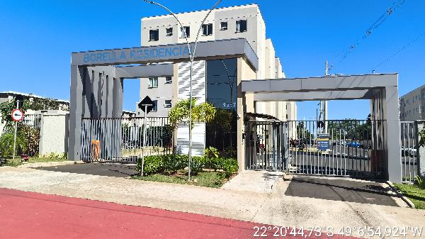 Vende-se em Bauru-SP  apto, 86.62 de área total, 39.30 de área privativa,  2_qto(s), WC, 1_sala(s), cozinha, 1_vaga(s) de garagem.