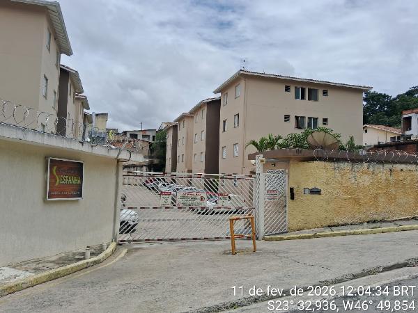 Vende-se em Carapicuiba-SP  apto, 50.82 de área total, 46.97 de área privativa,  2_qto(s), a.serv, WC, 1_sala(s), cozinha, 1_vaga(s) de garagem.