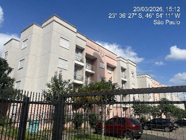 Vende-se em Cotia-SP  apto, 100.70 de área total, 46.32 de área privativa,  2_qto(s), WC, 1_sala(s), cozinha, 1_vaga(s) de garagem.