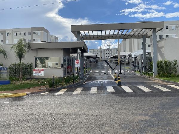 Vende-se em Jaboticabal-SP  apto, 88.74 de área total, 43.06 de área privativa,  2_qto(s), WC, 1_sala(s), cozinha, 1_vaga(s) de garagem.