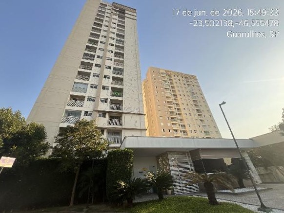 Vende-se em Guarulhos-SP  apto, 52.63 de área privativa,  2_qto(s), varanda, a.serv, WC, 1_sala(s), cozinha, 1_vaga(s) de garagem.