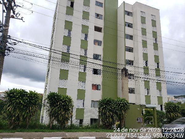 Vende-se em Cotia-SP  apto, 134.09 de área total, 57.54 de área privativa, 1_vaga(s) de garagem.