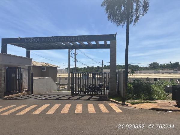 Vende-se em Jardinopolis-SP  Casa, 126.90 de área total, 63.18 de área privativa, 126.90 de área do terreno,  3_qto(s), a.serv, WC, 1_sala(s), cozinha, 1_vaga(s) de garagem.