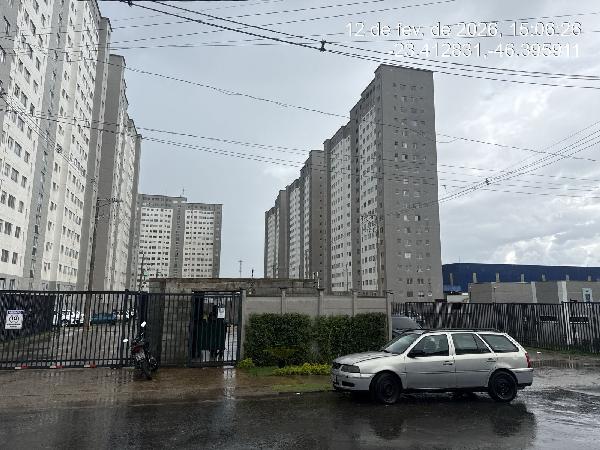 Vende-se em Guarulhos-SP  apto, 55.29 de área total, 44.18 de área privativa,  2_qto(s), a.serv, WC, 1_sala(s), cozinha.