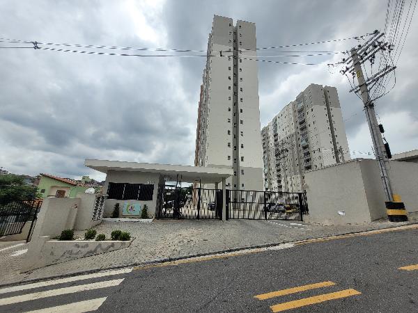 Vende-se em Ferraz De Vasconcelos-SP  apto, 94.73 de área total, 50.04 de área privativa,  2_qto(s), a.serv, WC, 1_sala(s), cozinha, 1_vaga(s) de garagem.