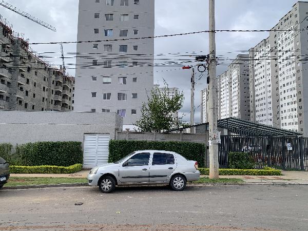 Vende-se em Guarulhos-SP  apto, 52.71 de área total, 42.09 de área privativa, 0.00 de área do terreno.
