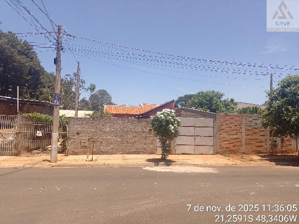 Vende-se em Jaboticabal-SP  Casa, 53.28 de área total, 53.28 de área privativa, 200.00 de área do terreno,  2_qto(s), a.serv, 1_sala(s), cozinha, 2_vaga(s) de garagem.