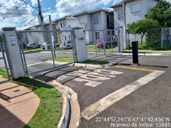 Vende-se em Piracicaba-SP  apto, 113.12 de área total, 45.37 de área privativa,  2_qto(s), WC, 1_sala(s), cozinha, 1_vaga(s) de garagem.