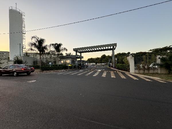 Vende-se em Ribeirao Preto-SP  apto, 89.41 de área total, 43.06 de área privativa,  2_qto(s), WC, 1_sala(s), cozinha, 1_vaga(s) de garagem.