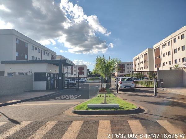 Vende-se em Ribeirao Preto-SP  apto, 110.48 de área total, 42.81 de área privativa,  2_qto(s), a.serv, WC, 1_sala(s), cozinha, 1_vaga(s) de garagem.
