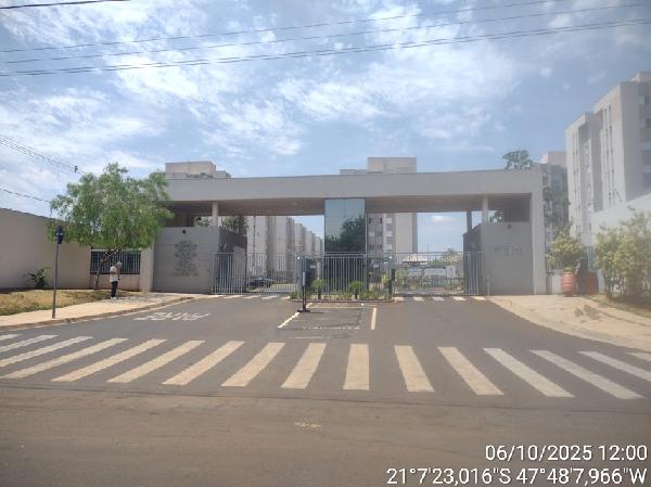 Vende-se em Ribeirao Preto-SP  apto, 117.57 de área total, 47.85 de área privativa,  2_qto(s), a.serv, WC, 1_sala(s), cozinha, 1_vaga(s) de garagem.