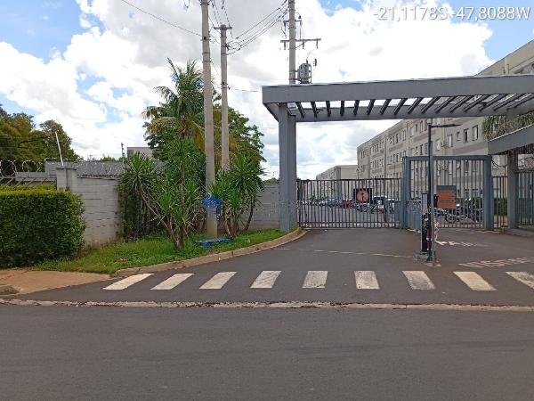 Vende-se em Ribeirao Preto-SP  apto, 43.06 de área privativa,  2_qto(s), a.serv, WC, 1_sala(s), cozinha, 1_vaga(s) de garagem.