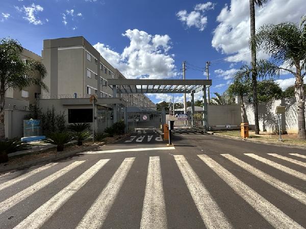 Vende-se em Ribeirao Preto-SP  apto, 108.39 de área total, 43.06 de área privativa,  2_qto(s), WC, 1_sala(s), cozinha, 1_vaga(s) de garagem.