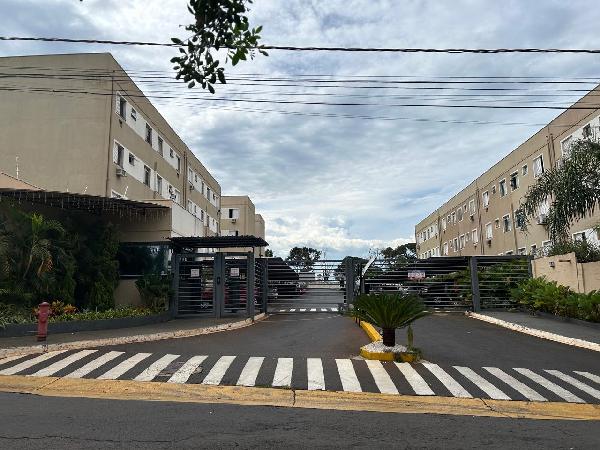 Vende-se em Ribeirao Preto-SP  apto, 89.46 de área total, 42.82 de área privativa,  2_qto(s), WC, 1_sala(s), cozinha, 1_vaga(s) de garagem.
