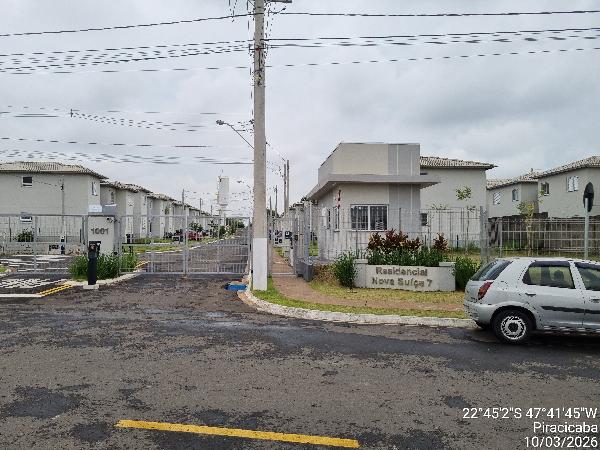 Vende-se em Piracicaba-SP  apto, 117.00 de área total, 45.37 de área privativa,  2_qto(s), WC, 1_sala(s), cozinha.